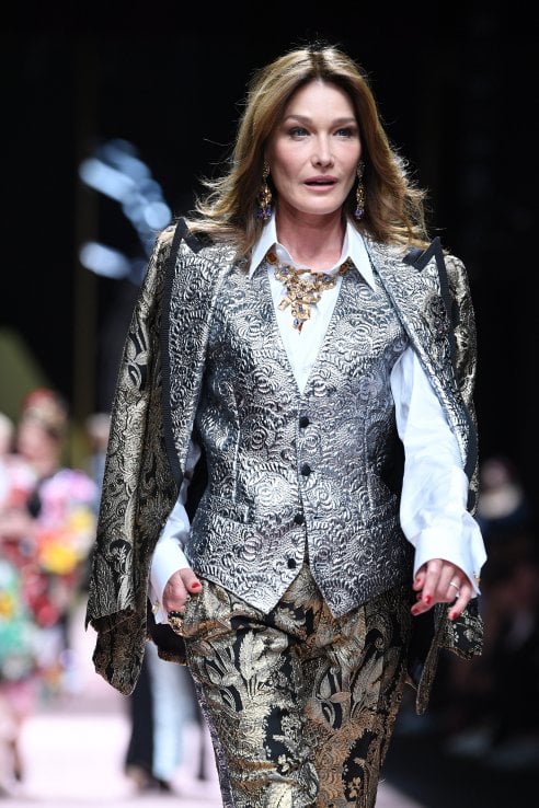 Questa immagine ha l'attributo alt vuoto; il nome del file Ã¨ carla-bruni.jpg
